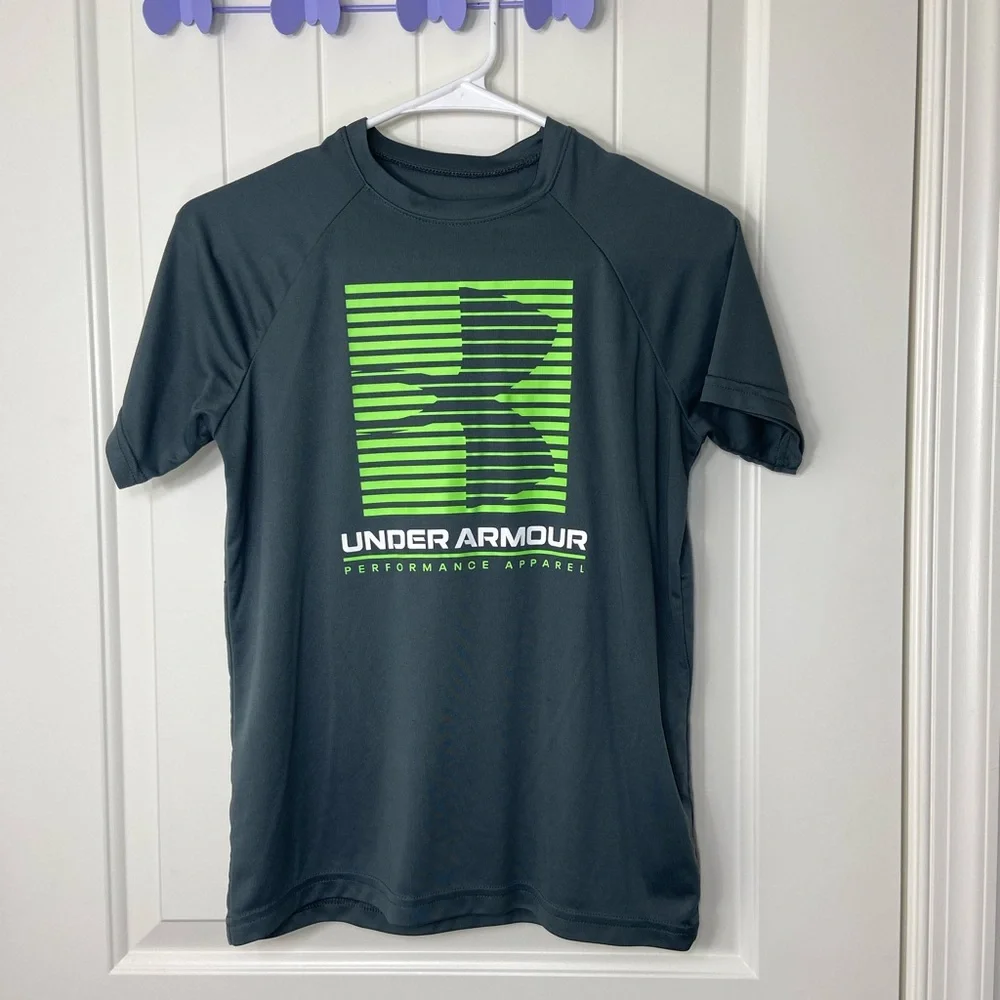 EUC Under Armour boy’s dark gray neon green logo decal short sleeve active shirt